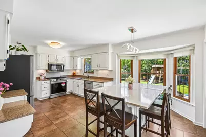 1559 Abbotsford Drive, Naperville, IL 60563 - Photo 13