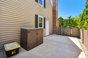 1559 Abbotsford Dr, Naperville, IL 60563 - Photo 43