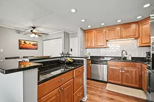 2015 S Finley Rd, Lombard, IL 60148 - Photo 7