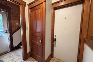 227 W Locust St, Dekalb, IL 60115 - Photo 7