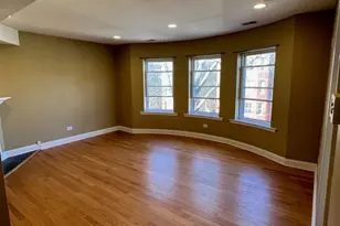 7411 N Hoyne Ave, Chicago, IL 60645 - Photo 5