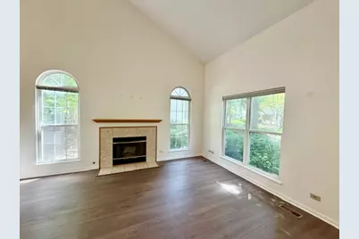 801 N Shady Oaks Drive #801, Elgin, IL 60120 - Photo 9