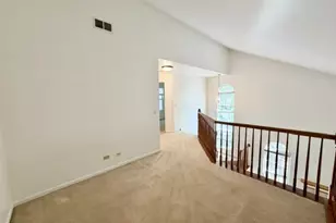 801 N Shady Oaks Dr, Elgin, IL 60120 - Photo 13