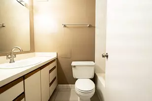 233 E Erie St, Chicago, IL 60611 - Photo 15