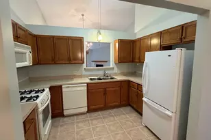 2530 Par Four Ct, Joliet, IL 60436 - Photo 3