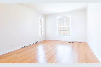 4240 W Nelson Street #2, Chicago, IL 60641 - Photo 3