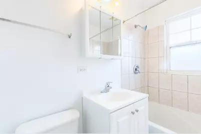 4240 W Nelson Street #2, Chicago, IL 60641 - Photo 5