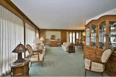 4351 W Chase Avenue, Lincolnwood, IL 60712 - Photo 5