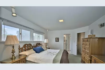 4351 W Chase Avenue, Lincolnwood, IL 60712 - Photo 19
