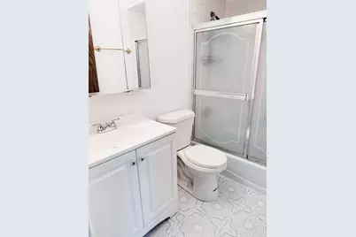 718 Cobblestone Circle #C, Glenview, IL 60025 - Photo 5