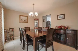 830 Hawk Ln, Carol Stream, IL 60188 - Photo 13
