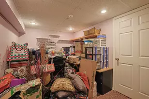 830 Hawk Ln, Carol Stream, IL 60188 - Photo 27