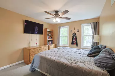 830 Hawk Lane, Carol Stream, IL 60188 - Photo 19