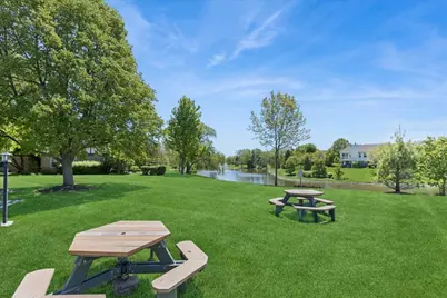 1230 S Wellington Court, Buffalo Grove, IL 60089 - Photo 23