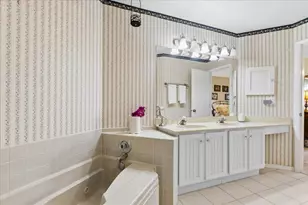 1230 S Wellington Ct, Buffalo Grove, IL 60089 - Photo 15