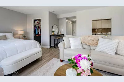 1150 N Lake Shore Drive #13L, Chicago, IL 60611 - Photo 5