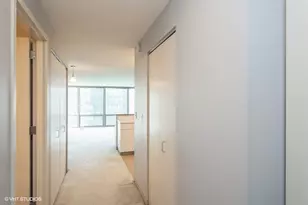 2 E Erie St, Chicago, IL 60611 - Photo 5