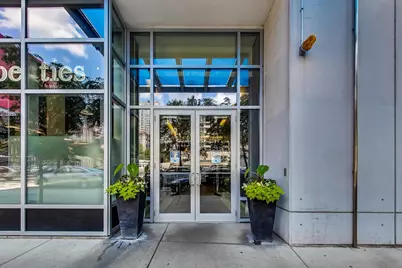 303 W Ohio Street #2702, Chicago, IL 60654 - Photo 3