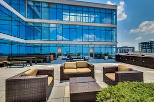 303 W Ohio St, Chicago, IL 60654 - Photo 25