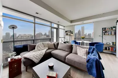 303 W Ohio Street #2702, Chicago, IL 60654 - Photo 7