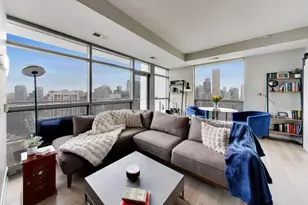 303 W Ohio St, Chicago, IL 60654 - Photo 7