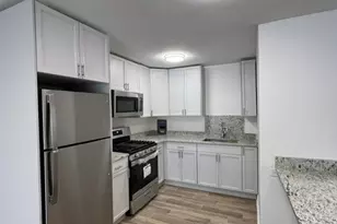 2401 W Balmoral Ave, Chicago, IL 60625 - Photo 7