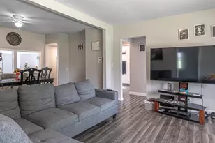 3434 18th St, Rockford, IL 61109 - Photo 5