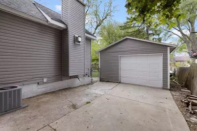 418 Adams Street, Rockford, IL 61107 - Photo 13