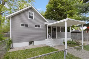 418 Adams St, Rockford, IL 61107 - Photo 1
