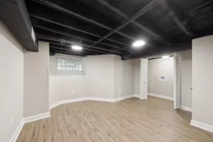 909 N Lockwood Ave, Chicago, IL 60651 - Photo 31