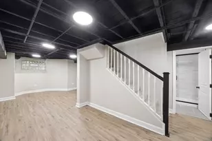 909 N Lockwood Ave, Chicago, IL 60651 - Photo 29