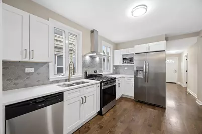 909 N Lockwood Avenue, Chicago, IL 60651 - Photo 15