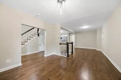 909 N Lockwood Avenue, Chicago, IL 60651 - Photo 7