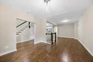 909 N Lockwood Ave, Chicago, IL 60651 - Photo 7