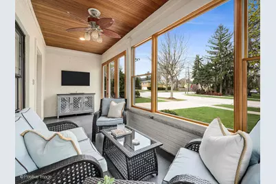 451 S Spring Avenue, La Grange, IL 60525 - Photo 3