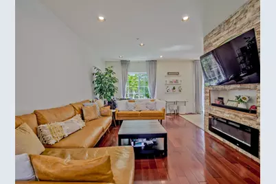 6051 Canterbury Lane, Hoffman Estates, IL 60192 - Photo 7