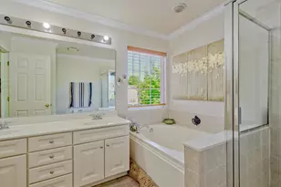 6051 Canterbury Ln, Hoffman Estates, IL 60192 - Photo 17