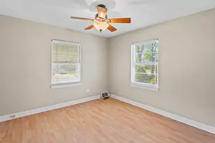 4610 W 97th Pl, Oak Lawn, IL 60453 - Photo 7