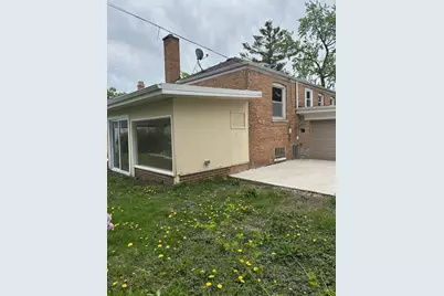 2608 W 97th Street, Evergreen Park, IL 60805 - Photo 23