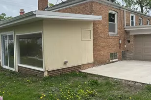 2608 W 97th St, Evergreen Park, IL 60805 - Photo 23