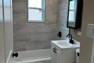 2608 W 97th St, Evergreen Park, IL 60805 - Photo 11