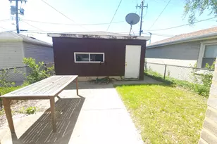 257 W Swann St, Chicago, IL 60609 - Photo 15