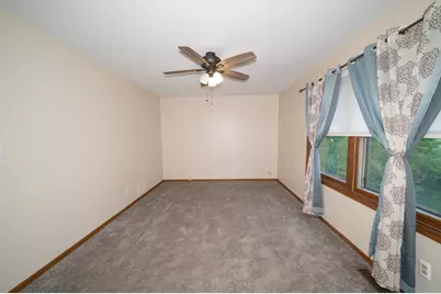 3516 Kings Lair Drive, Spring Grove, IL 60081 - Photo 11