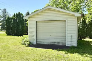 206 S Hawthorne Ave, Granville, IL 61326 - Photo 37