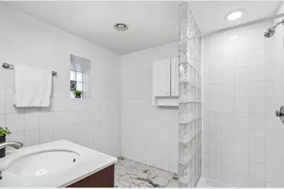817 W Lawrence Avenue #1, Chicago, IL 60640 - Photo 23