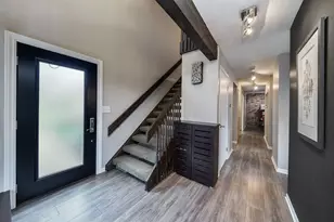 1925 Coach Dr, Naperville, IL 60565 - Photo 19