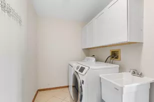 1715 Chestnut Hill Rd, Plainfield, IL 60586 - Photo 11
