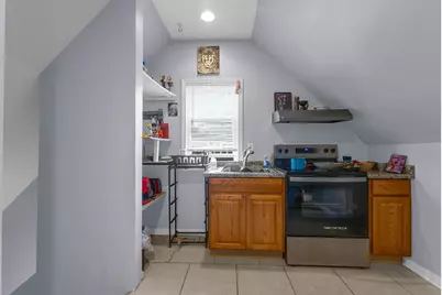 2243 S Sawyer Avenue, Chicago, IL 60623 - Photo 51