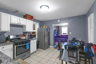 2243 S Sawyer Ave, Chicago, IL 60623 - Photo 37