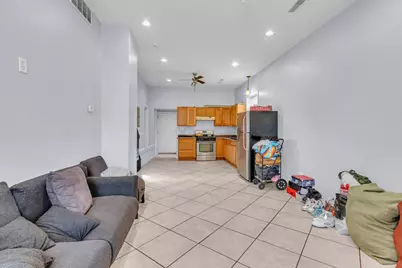 2243 S Sawyer Avenue, Chicago, IL 60623 - Photo 29
